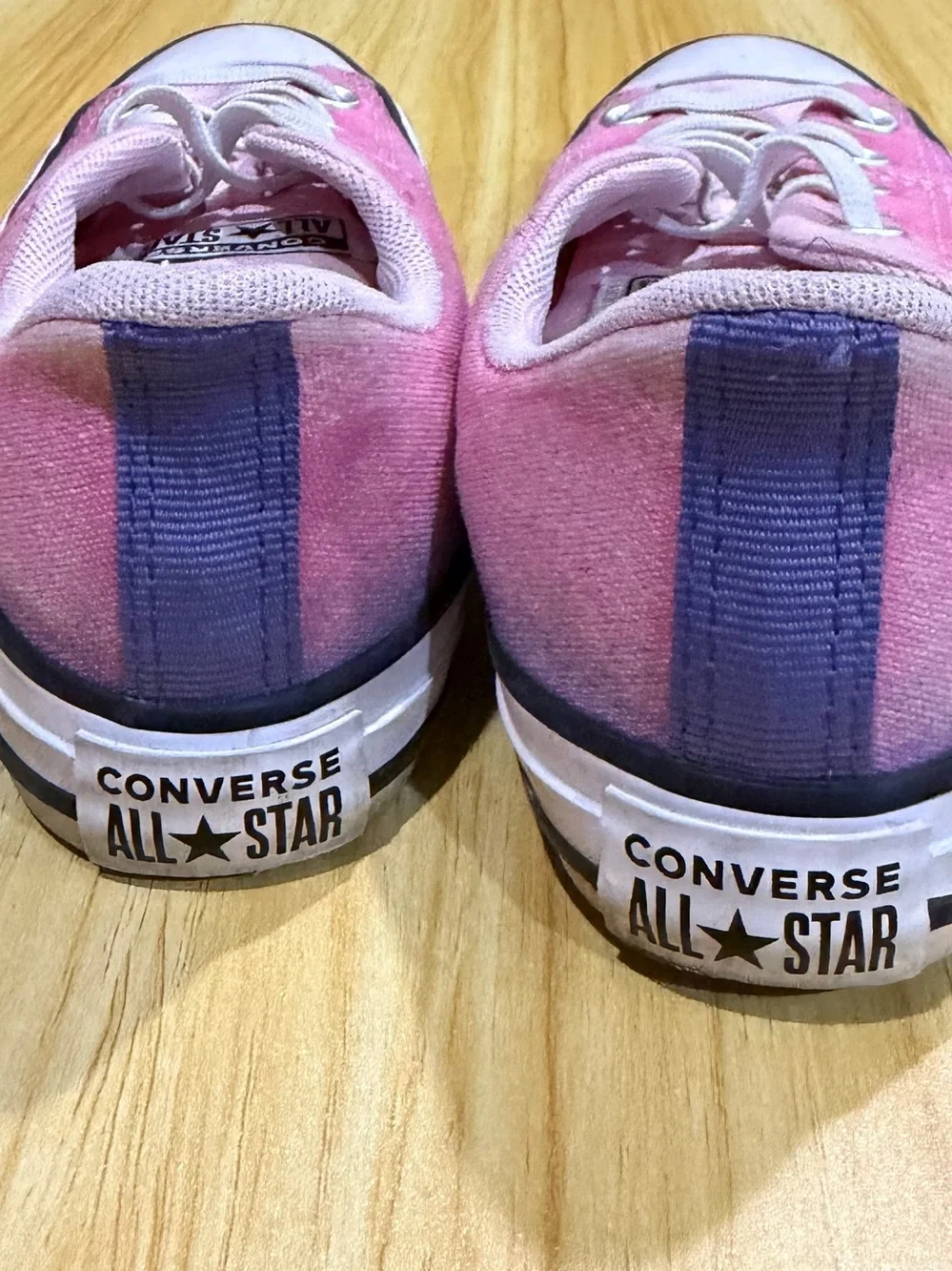 Converse Kids Pink Canvas Low-Top Sneakers with Lavender accent